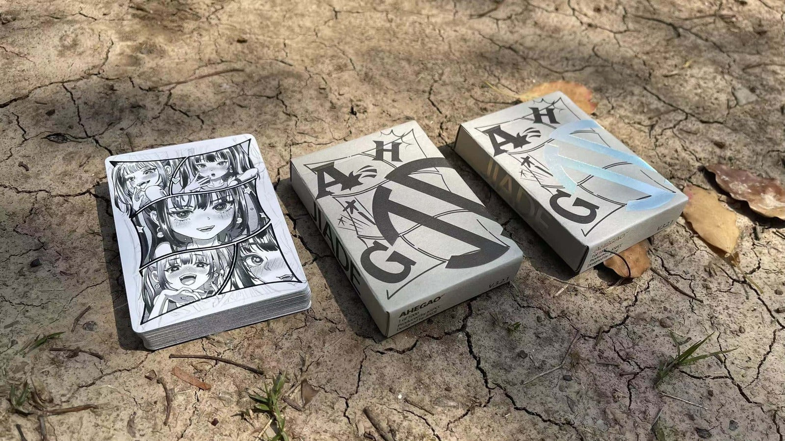 AHEGAO v2 V3 ACGN Comic Playing Cards – Decksrock