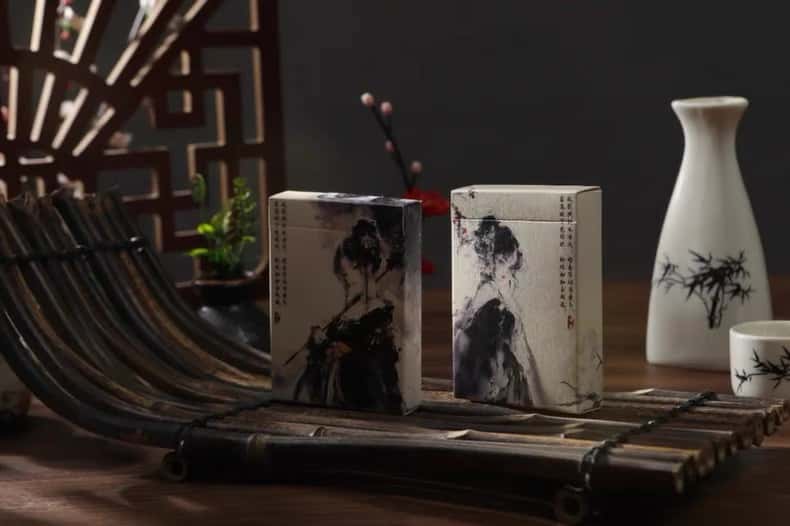 Plum Beauty Playing Cards by KingStar Secondary image